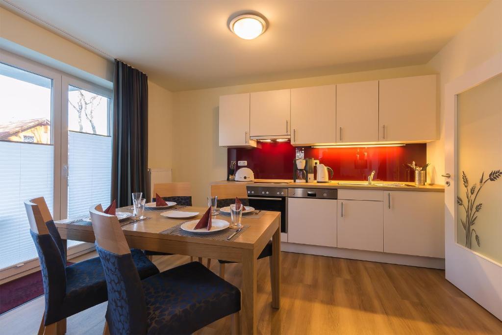 בינץ Apartmenthaus Kleiner Falke חדר תמונה